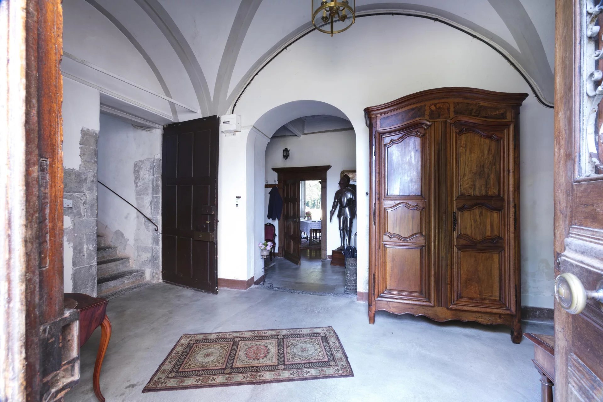 Chateau With Medieval Origins, Mh Listed