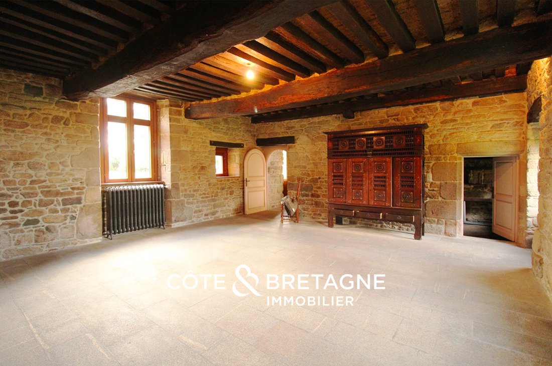 Côte & Bretagne Immobilier Vous Propose : Manoir Du XVII Ie Siècle Sur 6,9 Ha Avec étang, Cours D’eau - 5