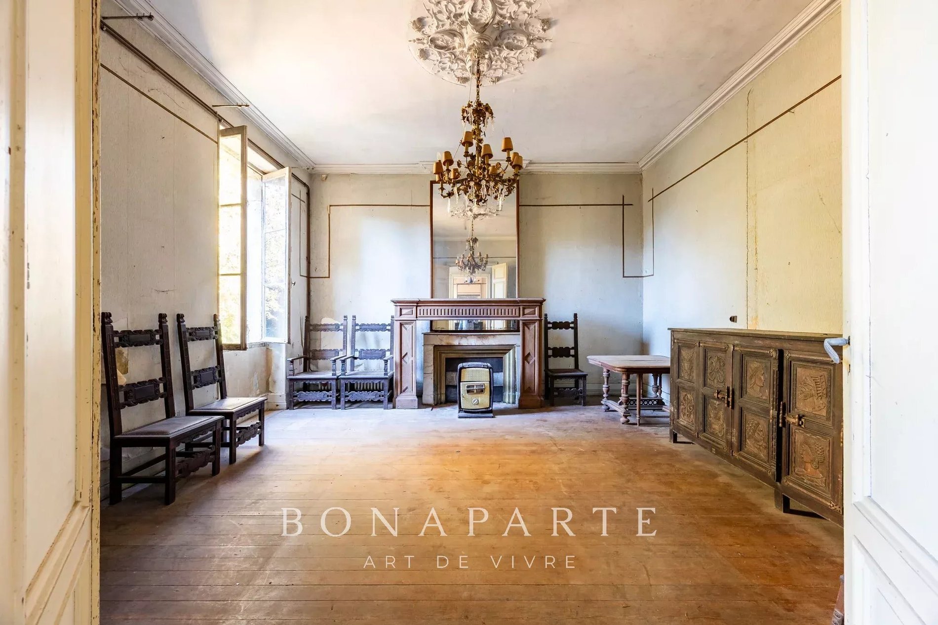 Couqueques 316 Sqm Chateau, To Renovate, 25 Minutes From The Atlantic Ocean