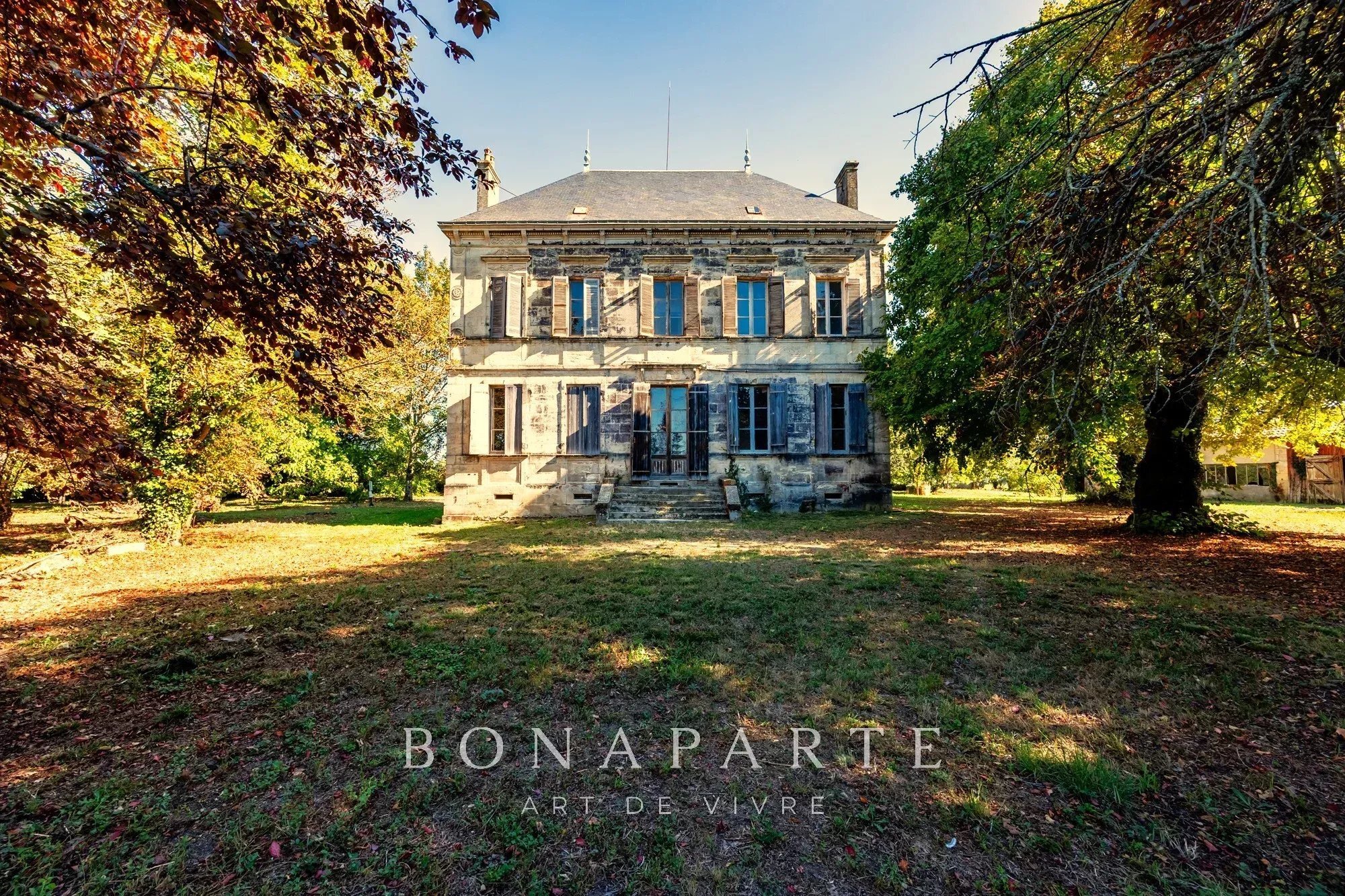 Couqueques 316 Sqm Chateau, To Renovate, 25 Minutes From The Atlantic Ocean