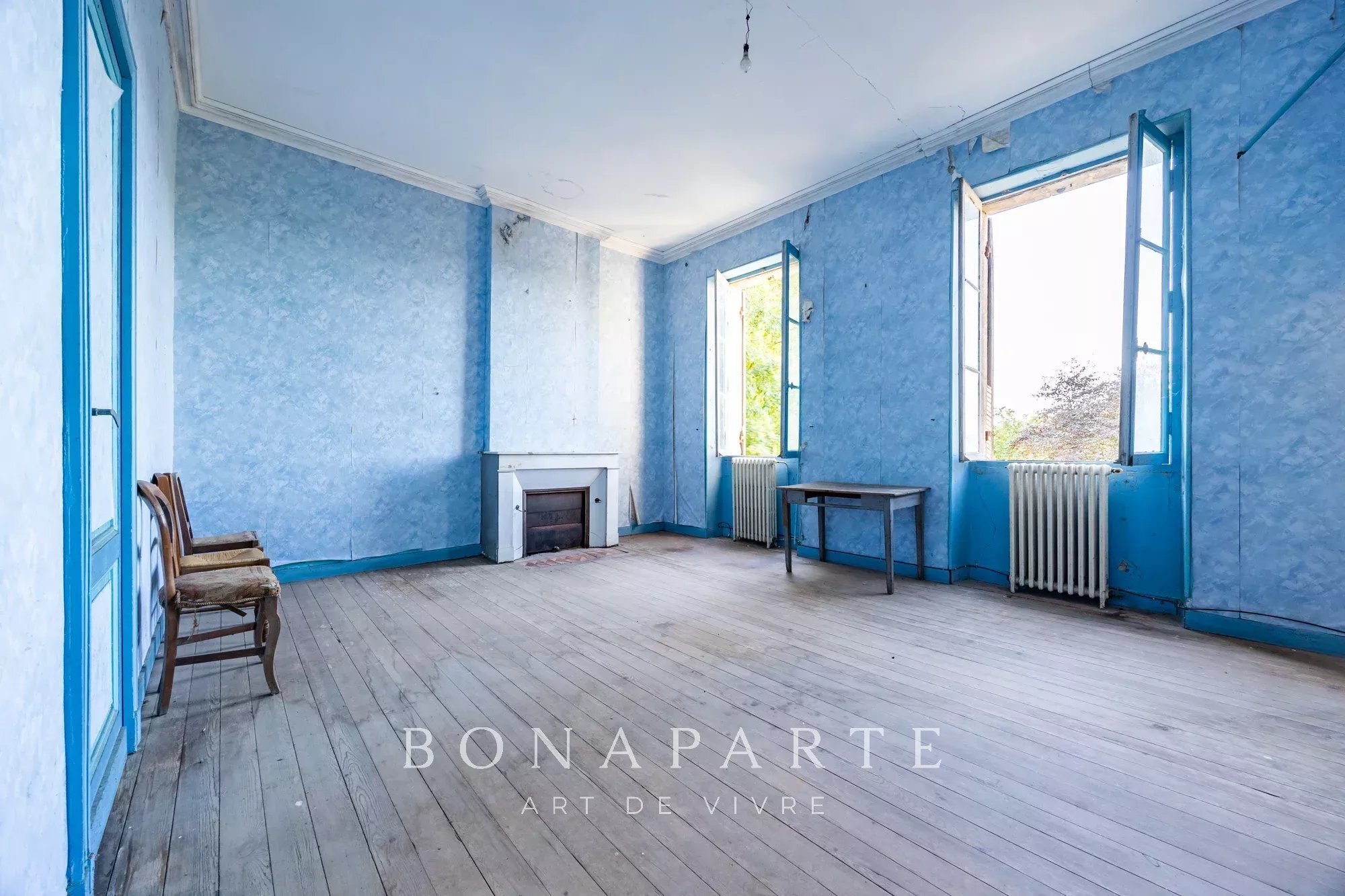 Couqueques 316 Sqm Chateau, To Renovate, 25 Minutes From The Atlantic Ocean