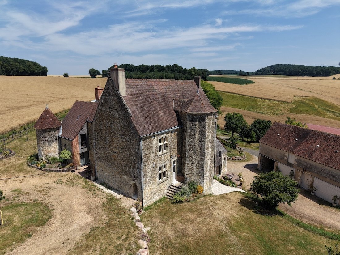 Exceptional 15th Century Manor On 3.7 Hectares