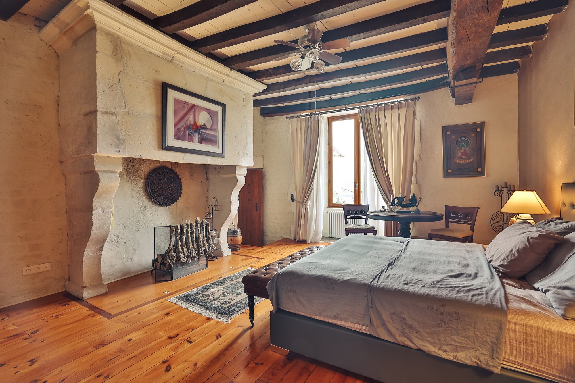 Exceptional 360 M² Historic Residence With Infinity Pool And Panoramic Views Near Segonzac