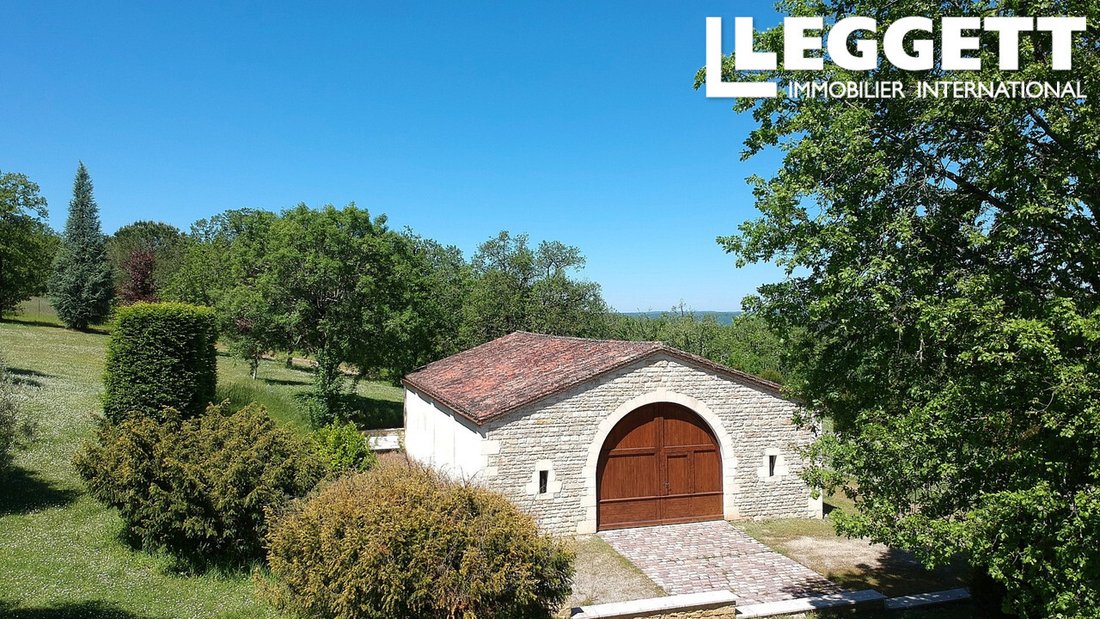 Exceptional Estate In The Heart Of The Cahors Vineyards – Prestigious Property Set On Over 37 Acres - 4