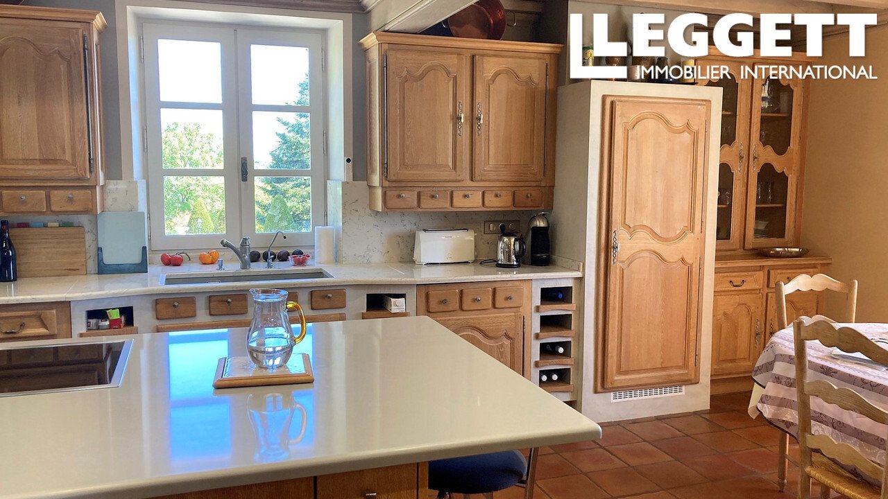 Exceptional Estate In The Heart Of The Cahors Vineyards – Prestigious Property Set On Over 37 Acres