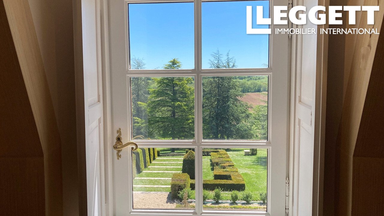 Exceptional Estate In The Heart Of The Cahors Vineyards – Prestigious Property Set On Over 37 Acres