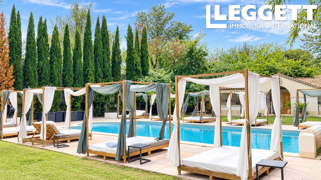 Exceptional Historic Wine Estate With Château, Vineyard And Hospitality Business In The Heart Of The - 3