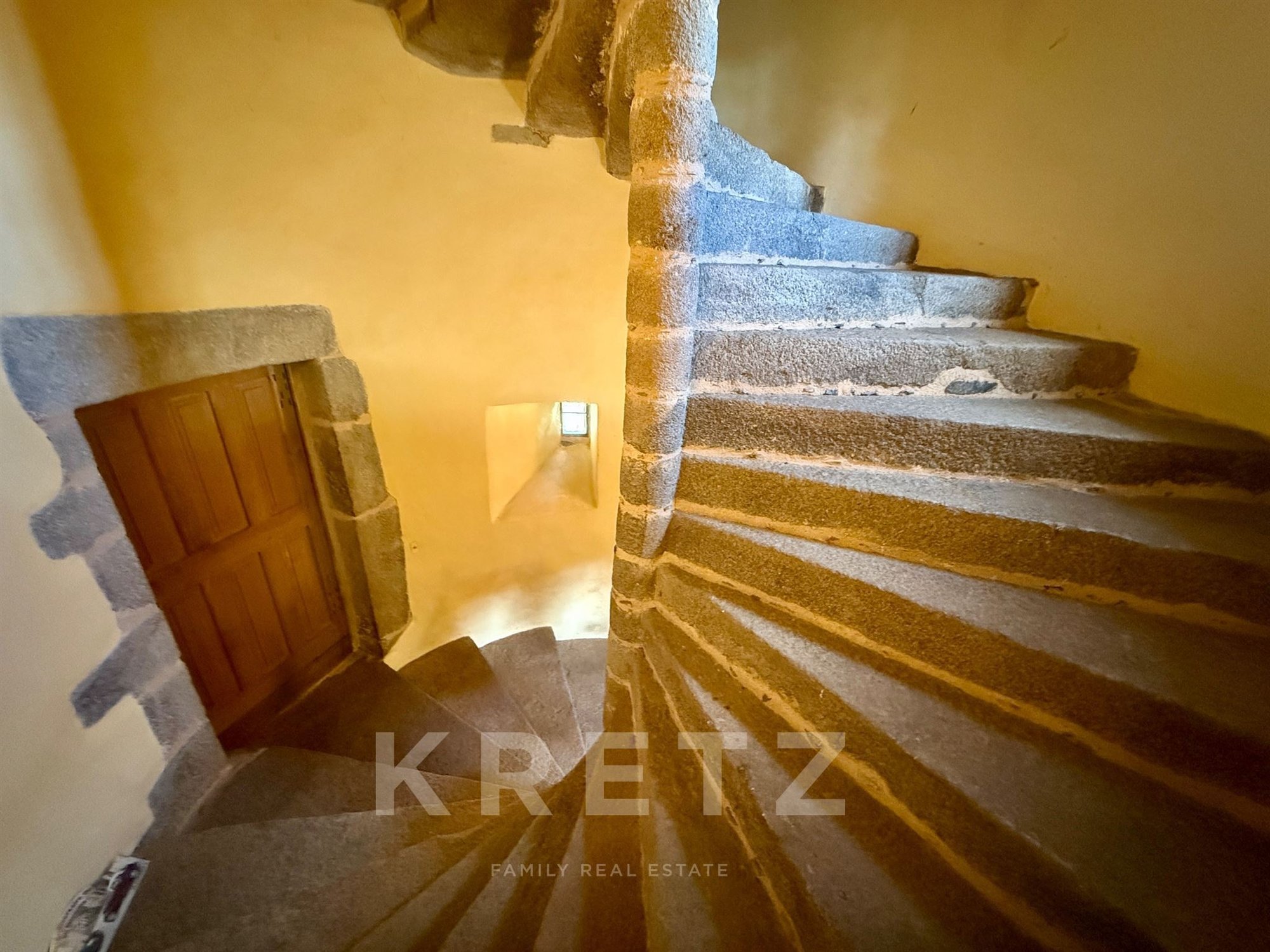 Exceptional Listed Manor With 3.5 Ha Private Lake, 18ha Land Eastern Mayenne