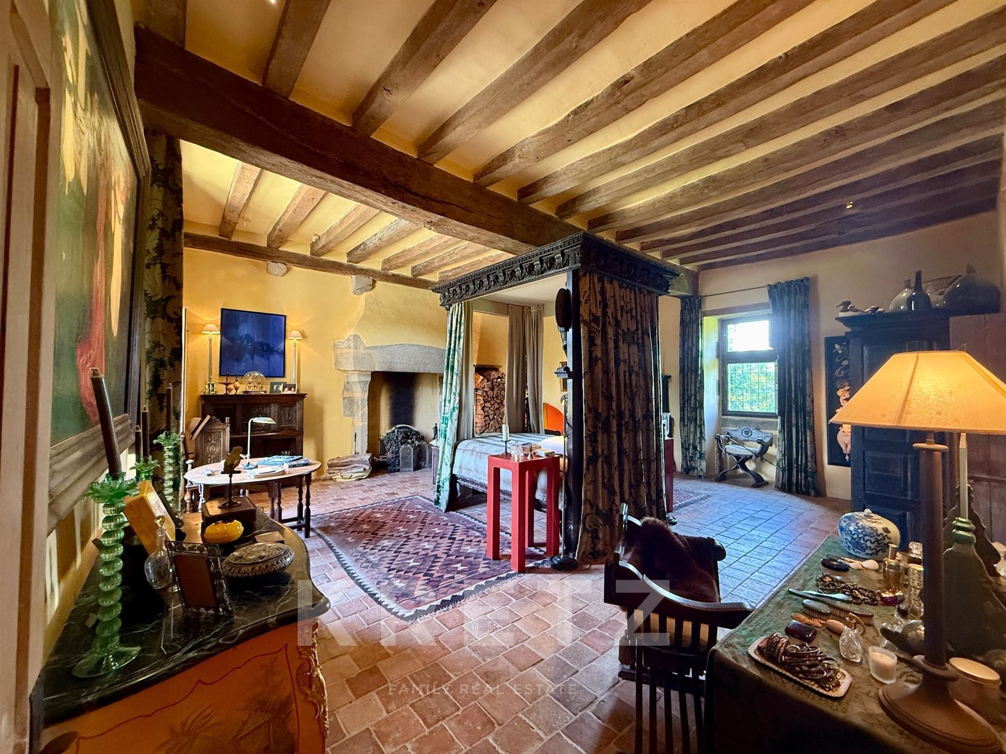 Exceptional Listed Manor With 3.5 Ha Private Lake, 18ha Land Eastern Mayenne