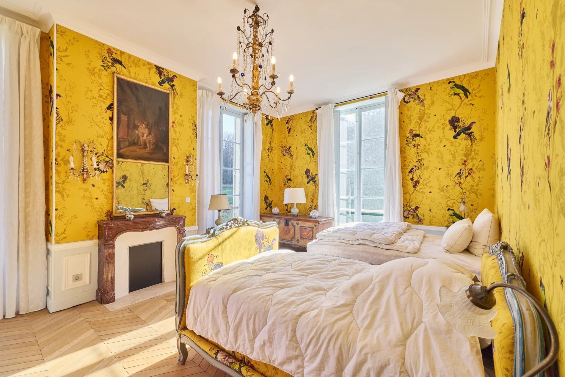 Exceptional Riverside Estate Near Fontainebleau