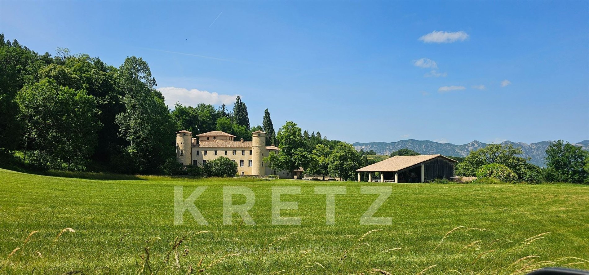 Exceptionnal Restored Castle Panoramic View