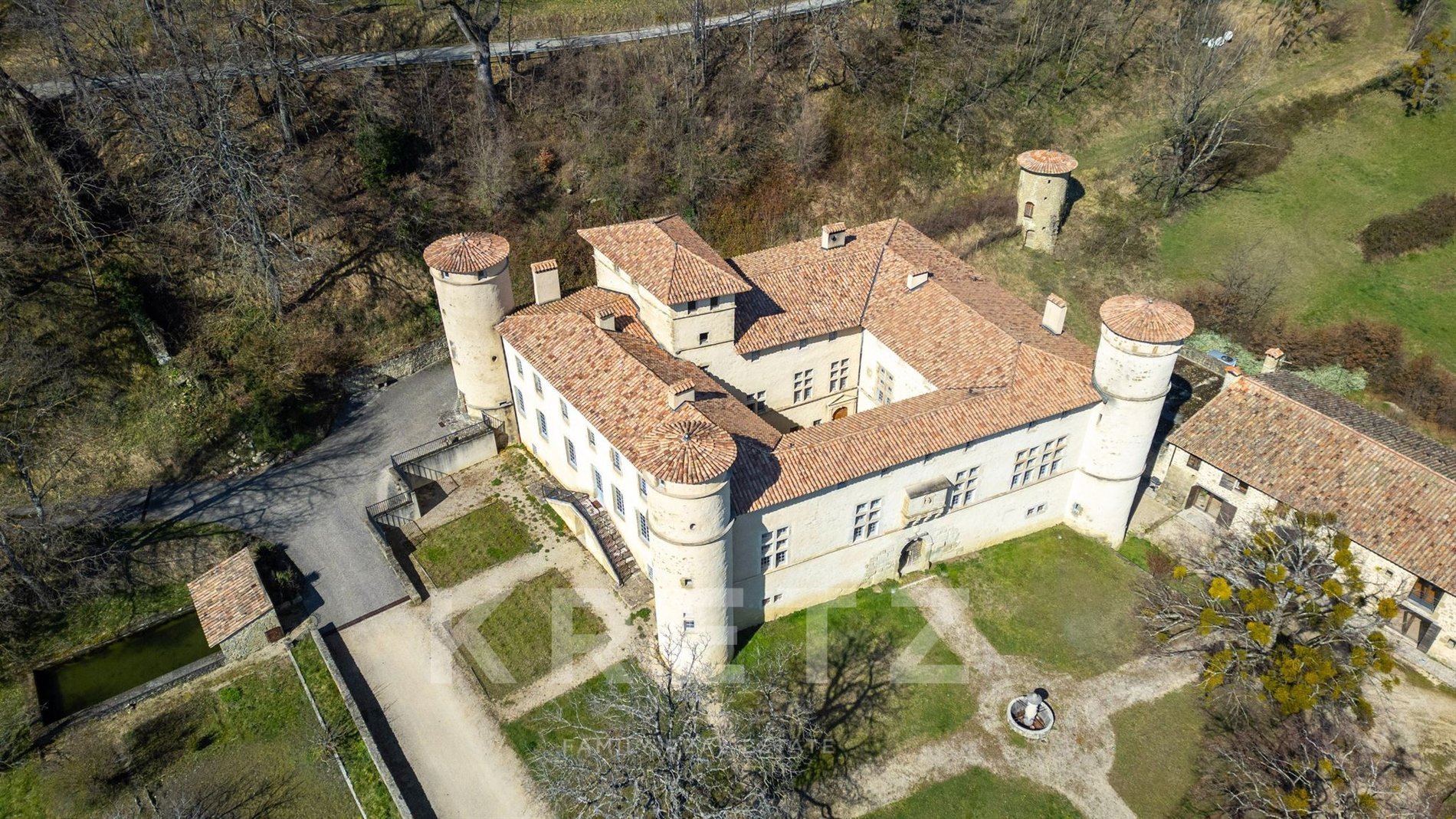 Exceptionnal Restored Castle Panoramic View
