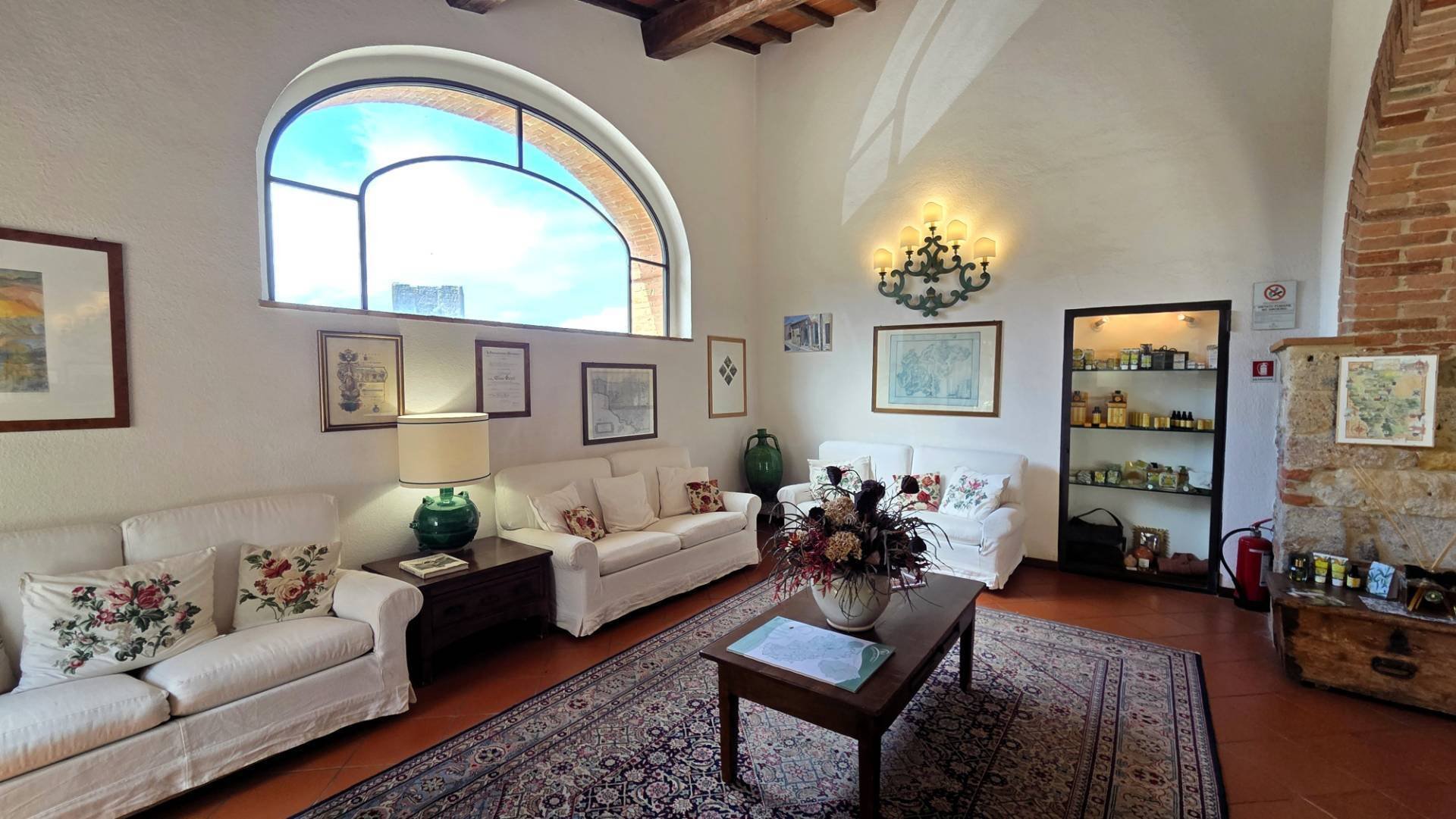 Hamlet For Sale In Monteriggioni