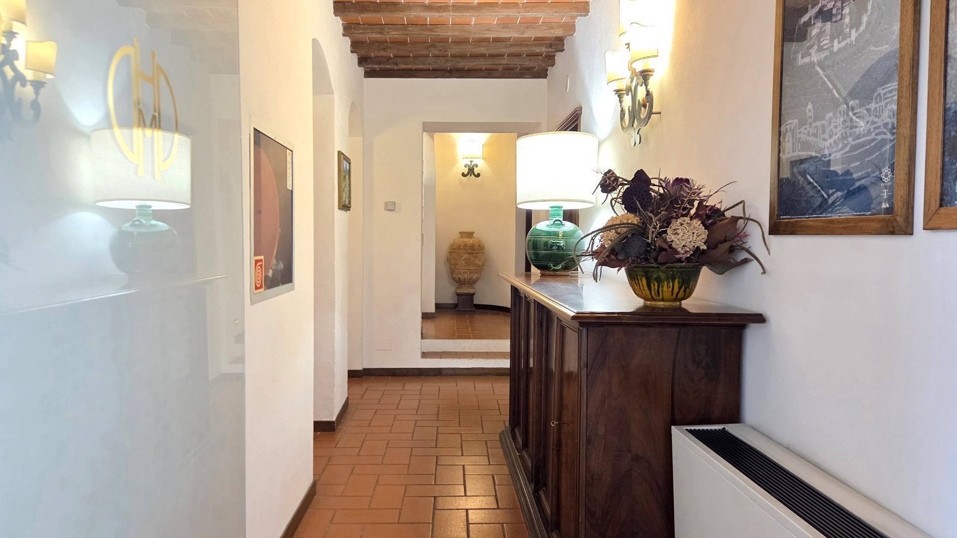 Hamlet For Sale In Monteriggioni