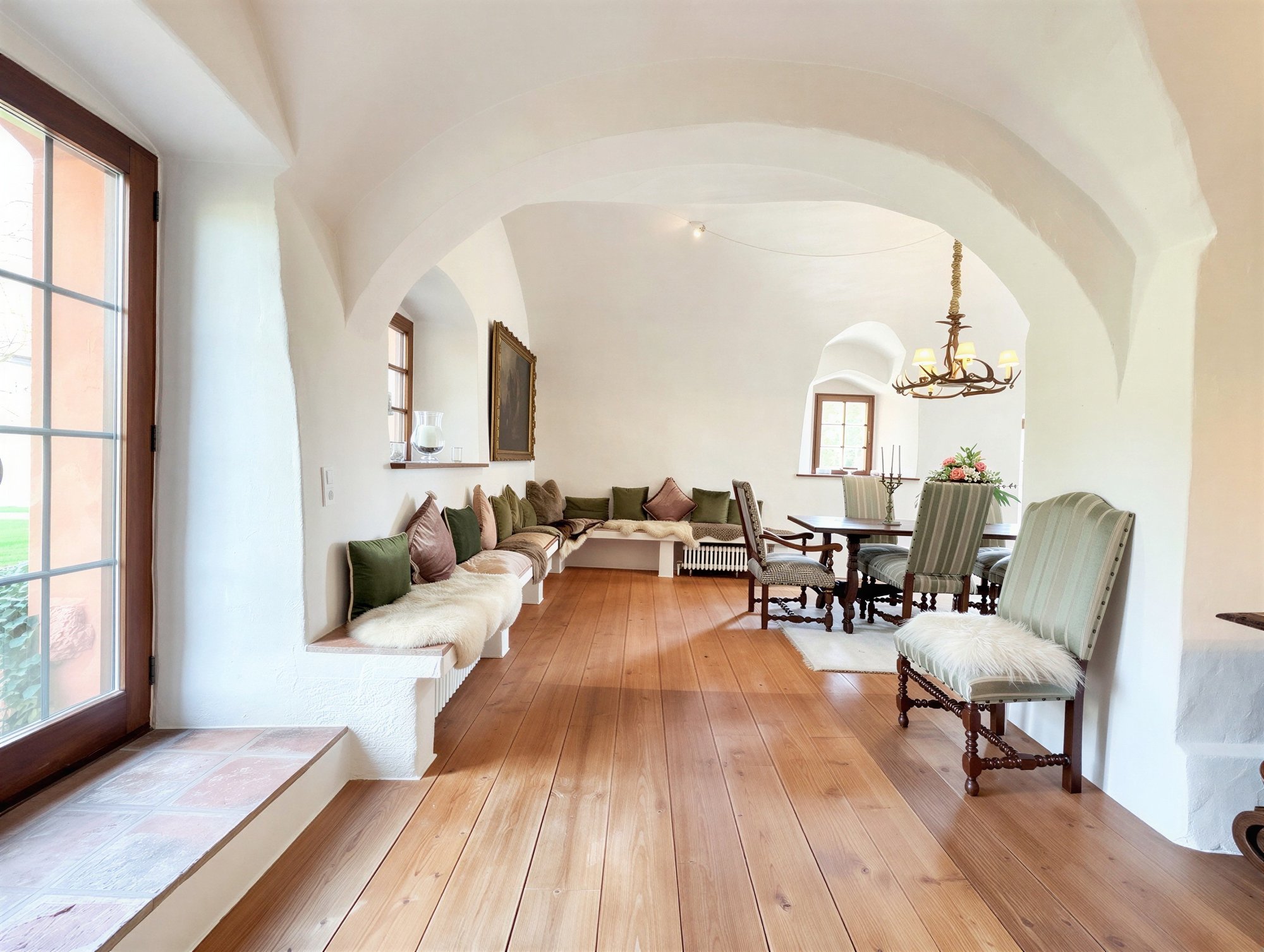 High Quality Renovated Early Renaissance Castle In A Stunning Location With Manor House And Park