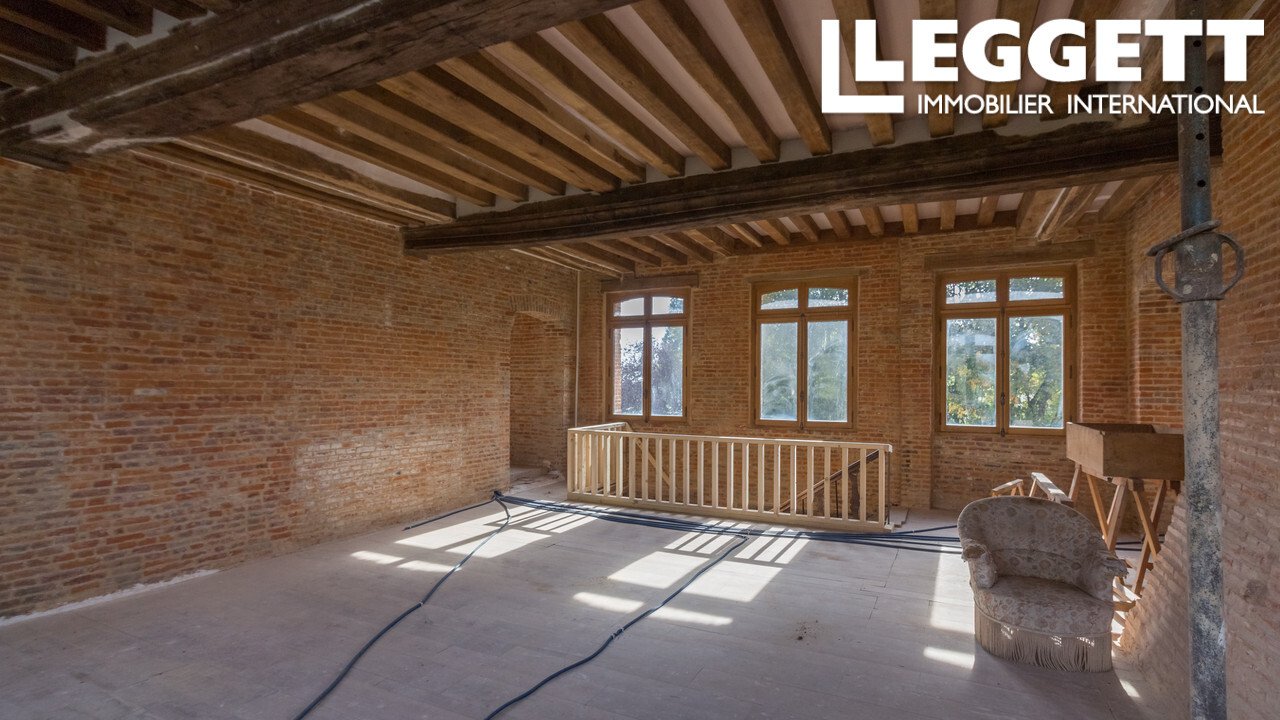 Historic 18th Century Manor Perfect For Events And Luxury Projects