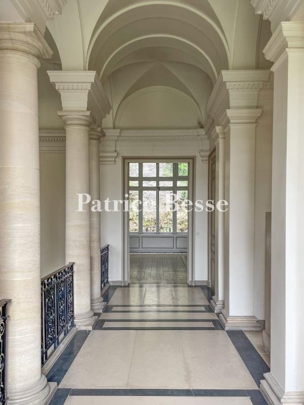 Less Than 10 Km From Fontainebleau And 1h From Paris, 16th Century Royal Chateau, With - 3