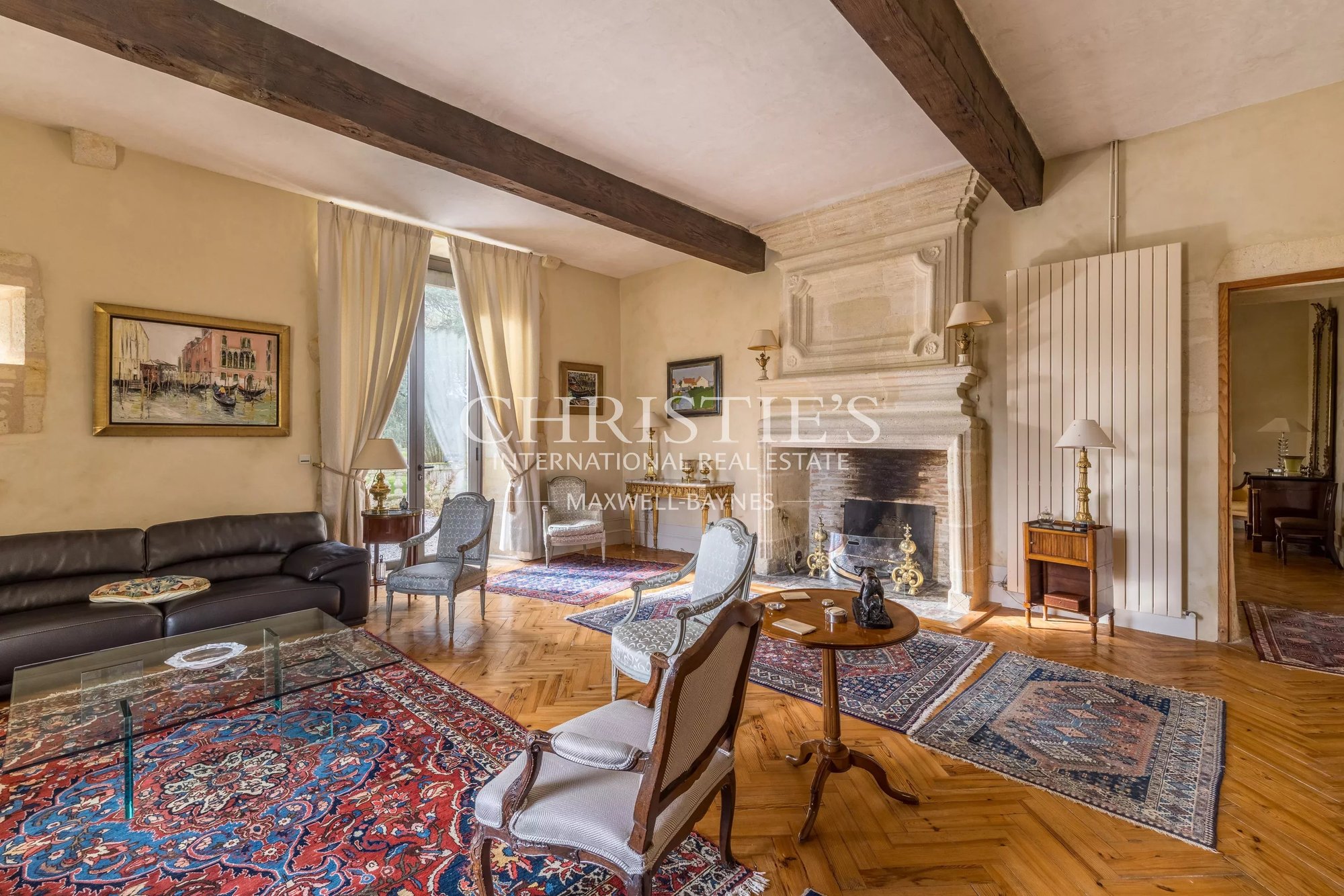 Magnificent Historic Château In The Bordeaux And Saint émilion Region