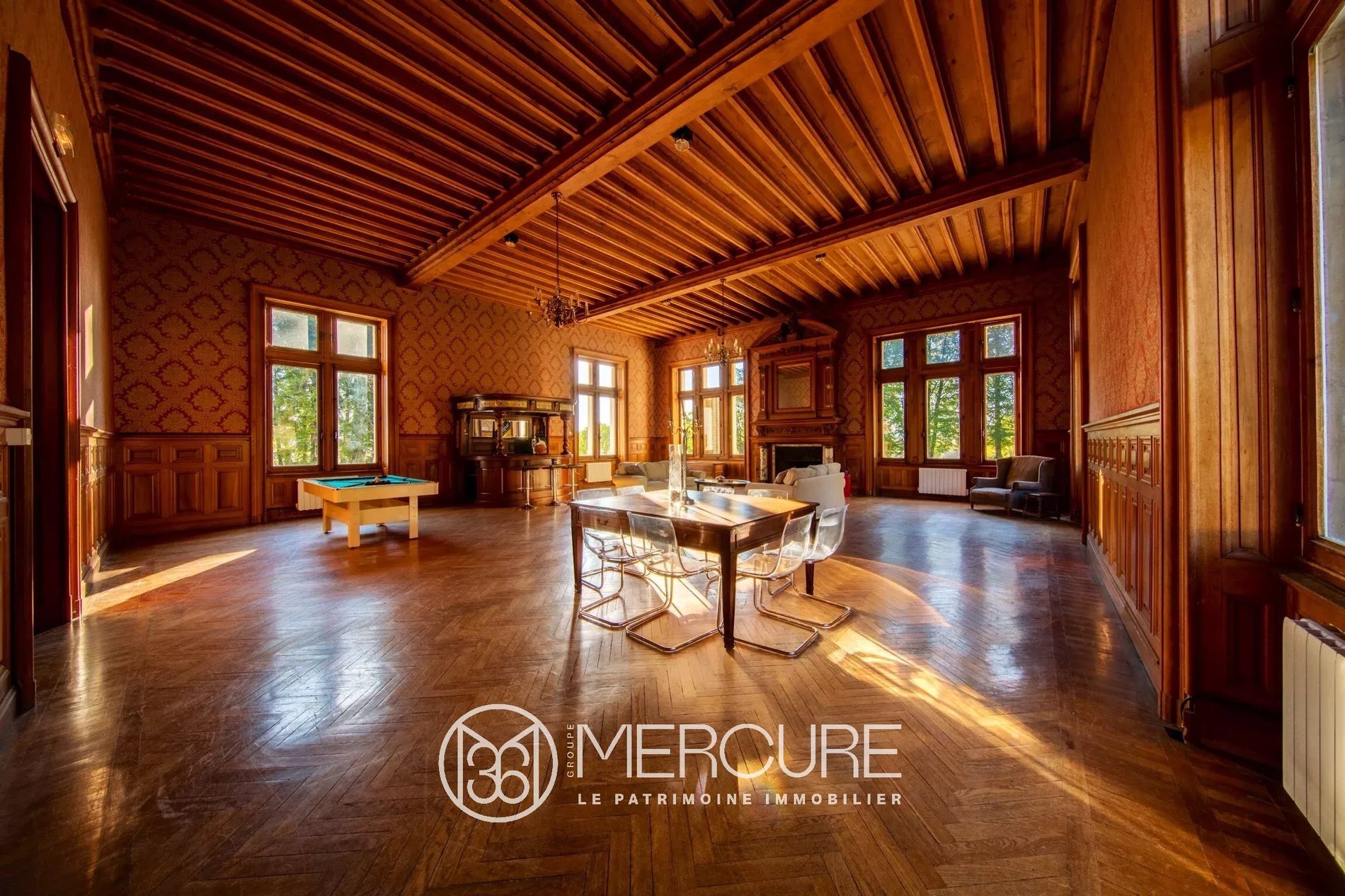 Near Vichy Prestigious 15 Th 19 Th Century Castle In Perfect Condition, On 8.3 Hectares.