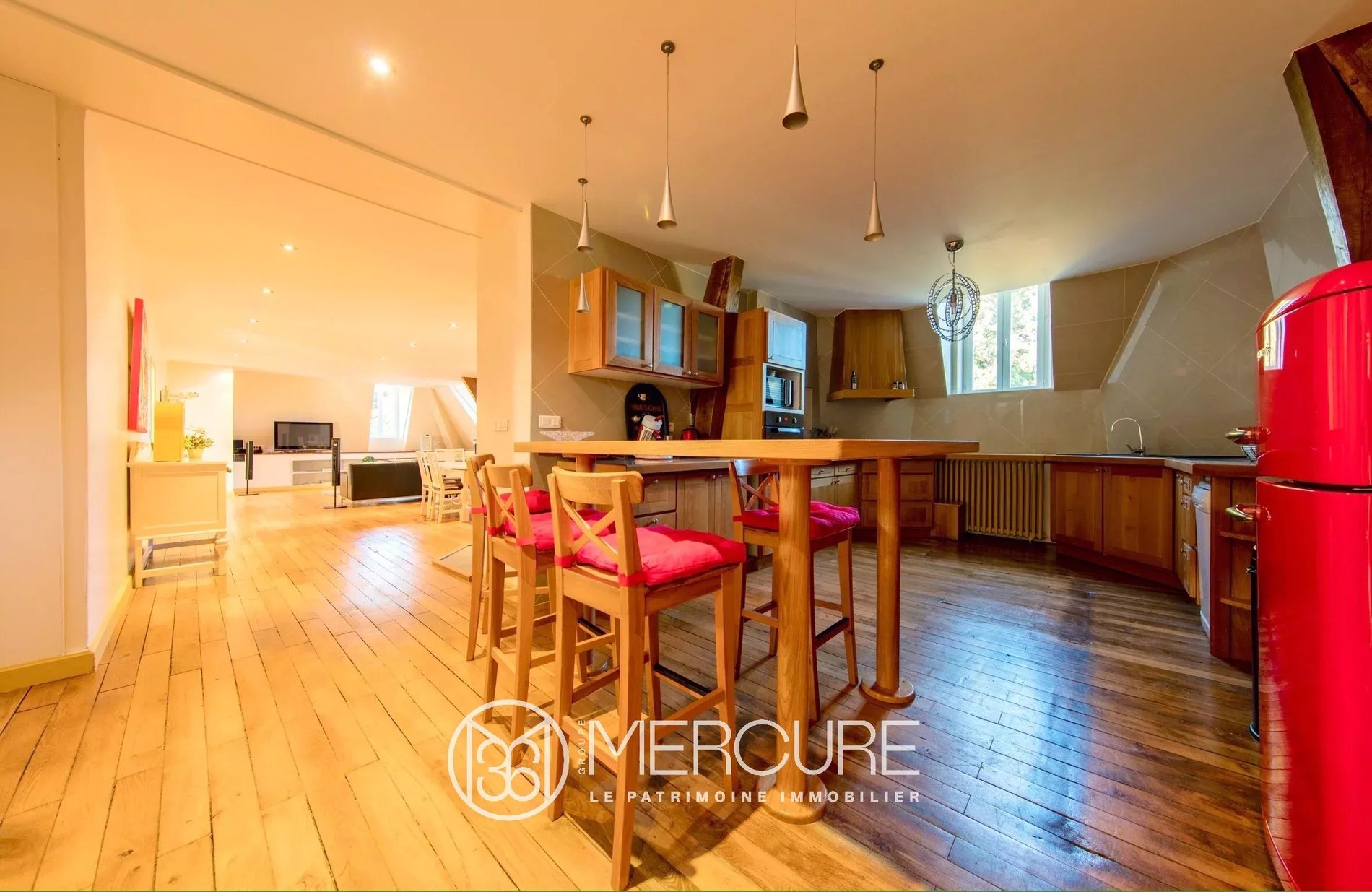 Near Vichy Prestigious 15 Th 19 Th Century Castle In Perfect Condition, On 8.3 Hectares.