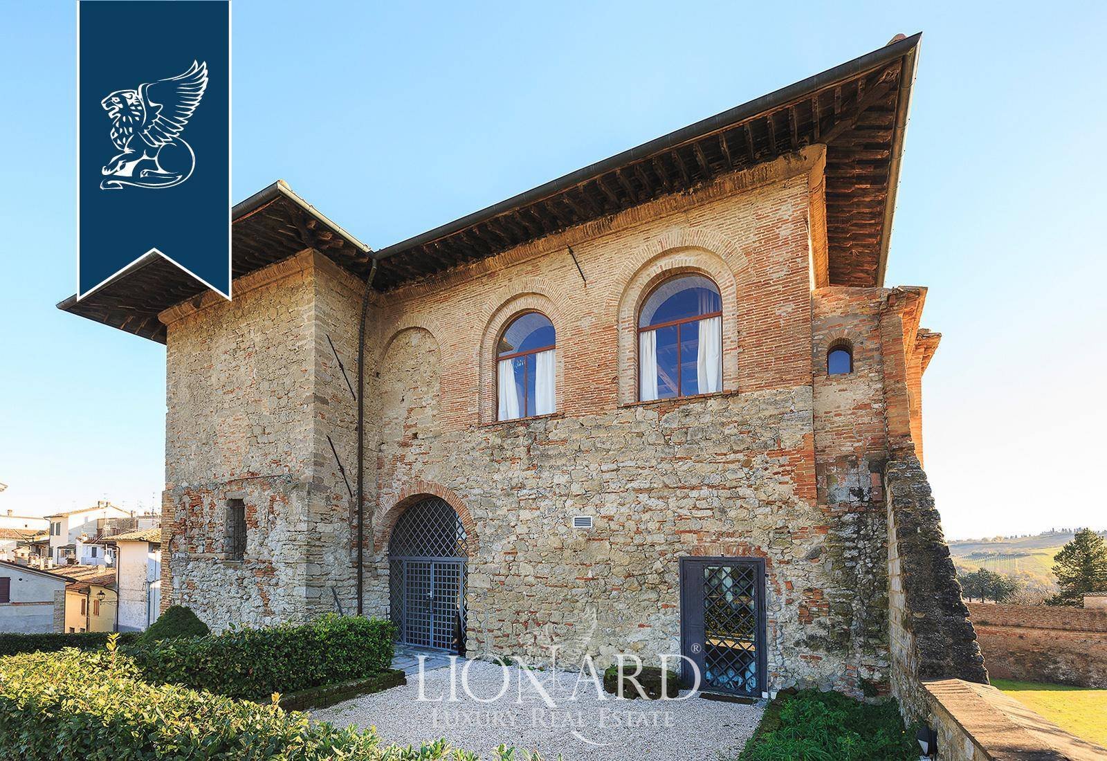 Old Castle For Sale On Emilia Romagna's Hills
