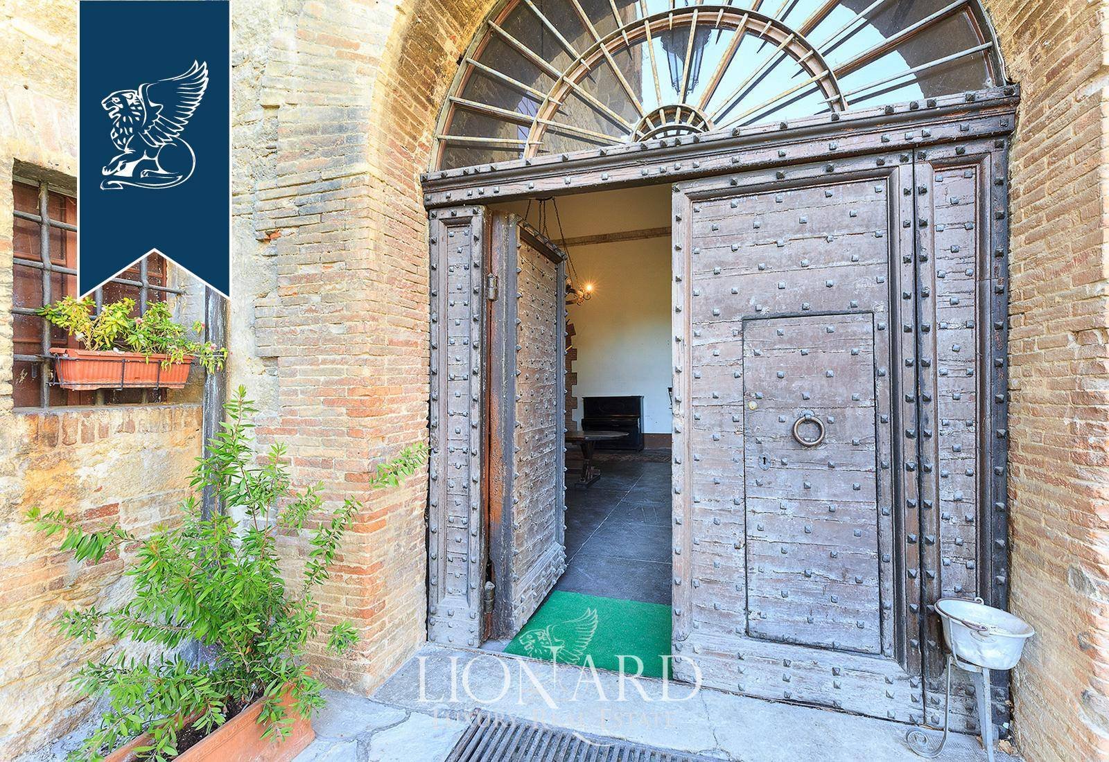 Old Castle For Sale On Emilia Romagna's Hills