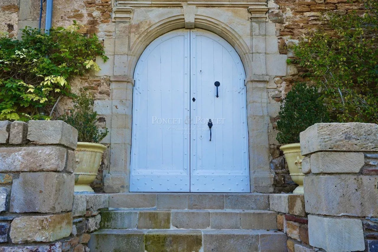 P&P Exclusive Castle Near Salagou Lac