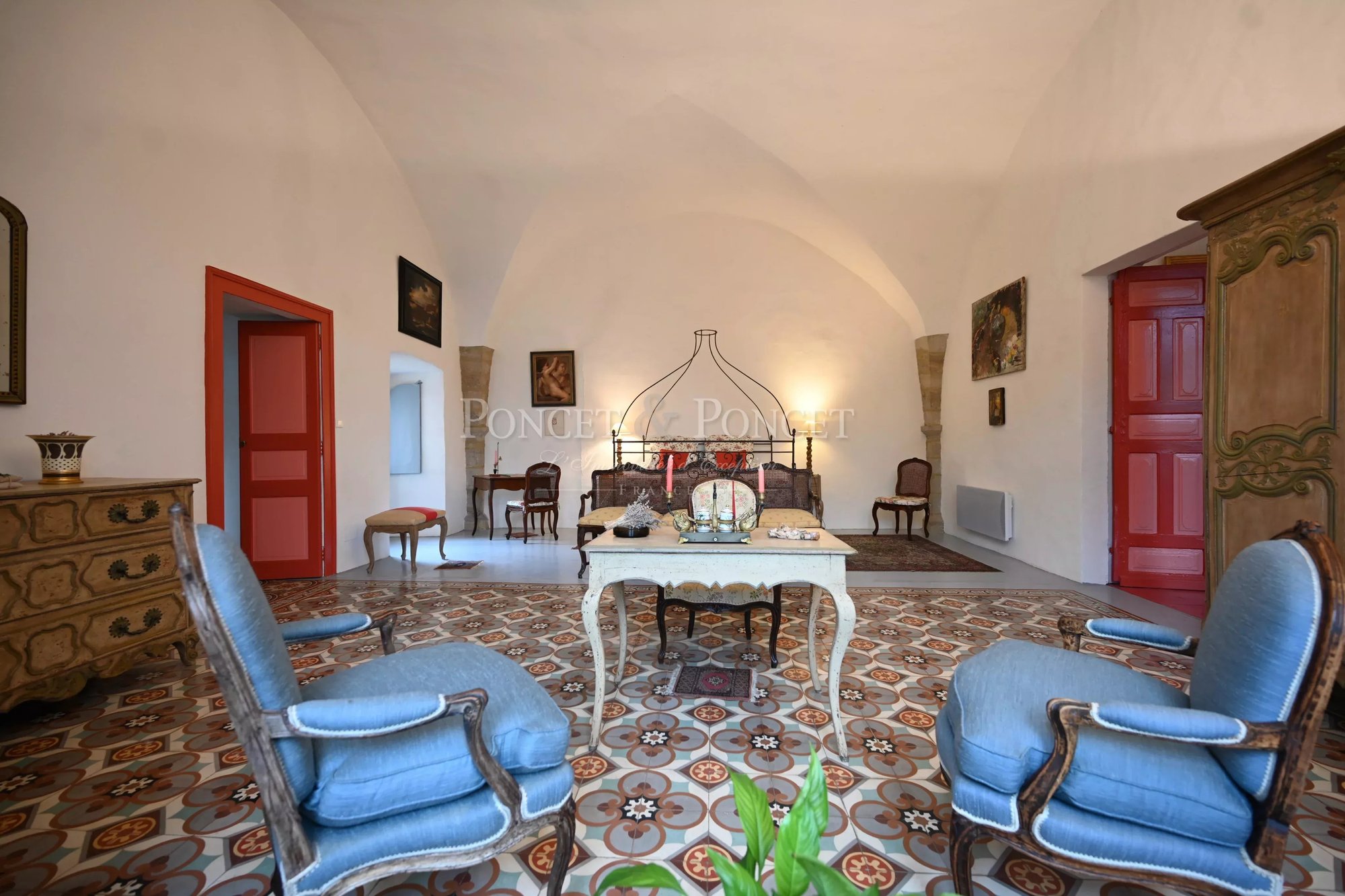 P&P Exclusive Castle Near Salagou Lac