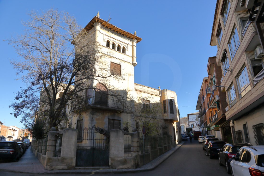 Palacete 10 Dormitorios 900 M2