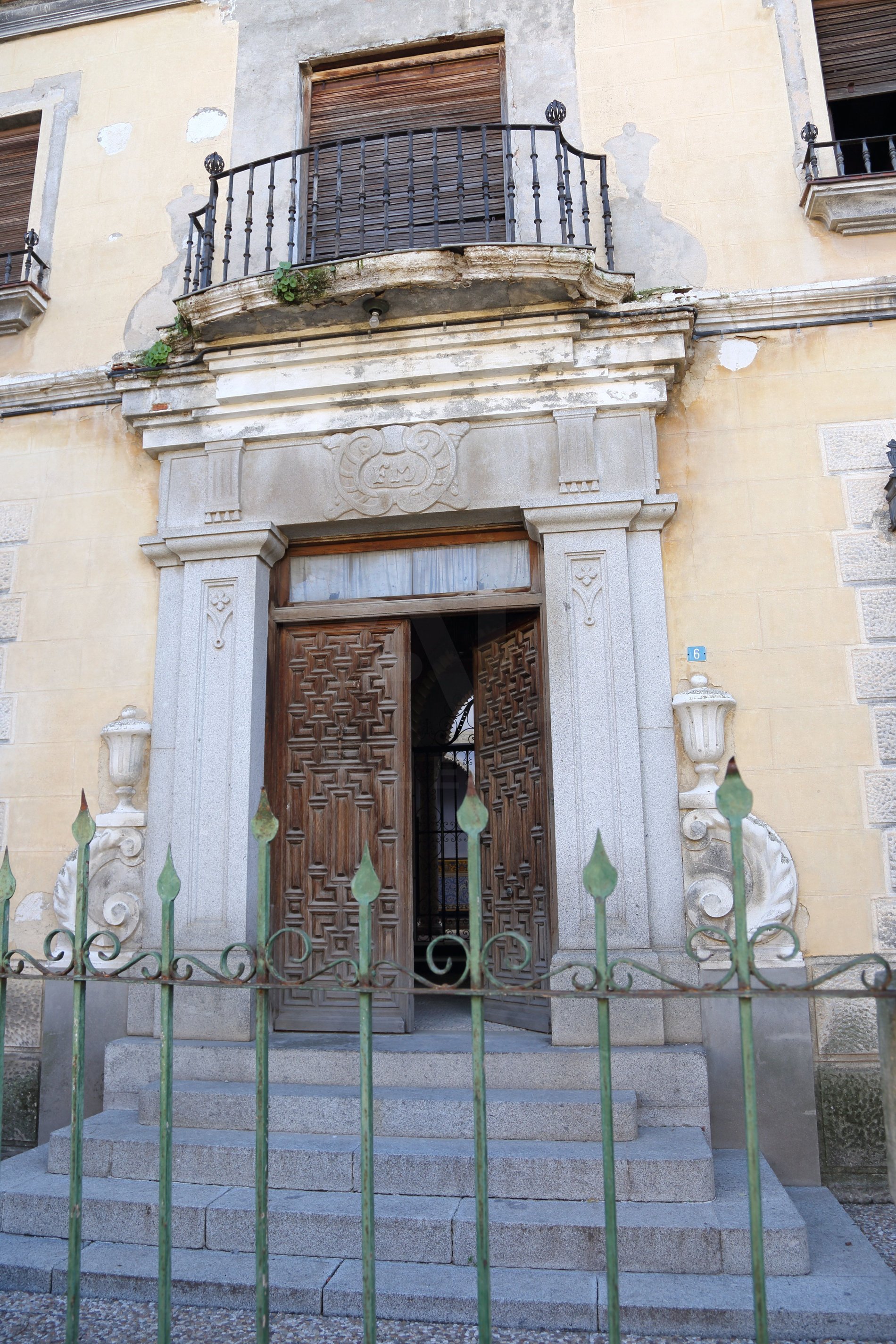 Palacete 10 Dormitorios 900 M2