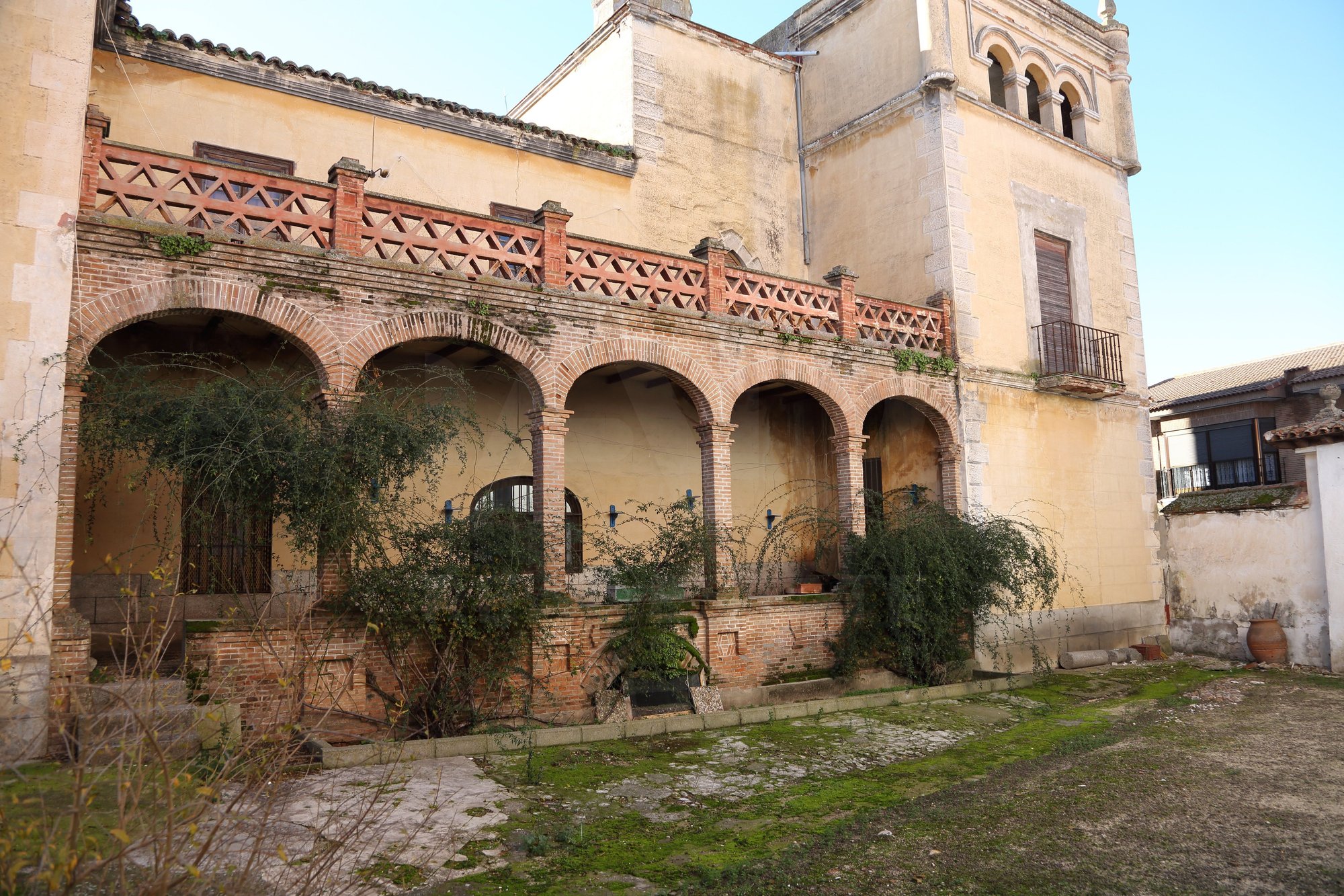 Palacete 10 Dormitorios 900 M2