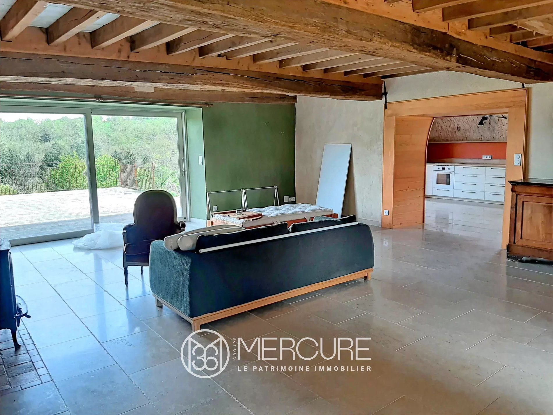 Renovated Château, 66 Ha, Swimming Pool, Spring