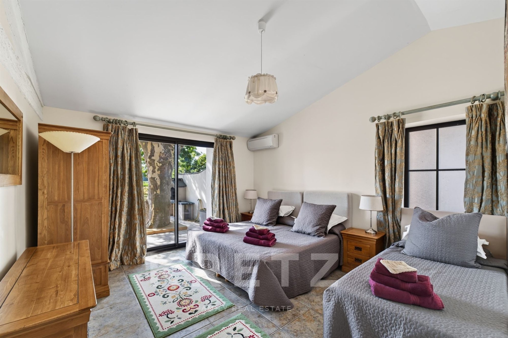 Restored Castle With 25 Hectares Of Vineyards