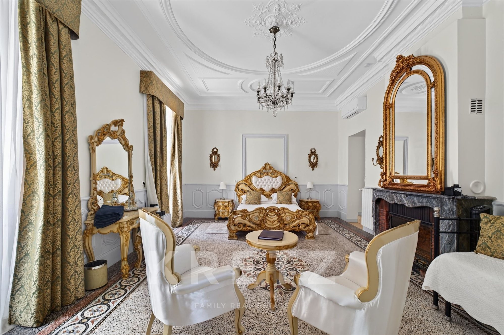 Restored Castle With 25 Hectares Of Vineyards