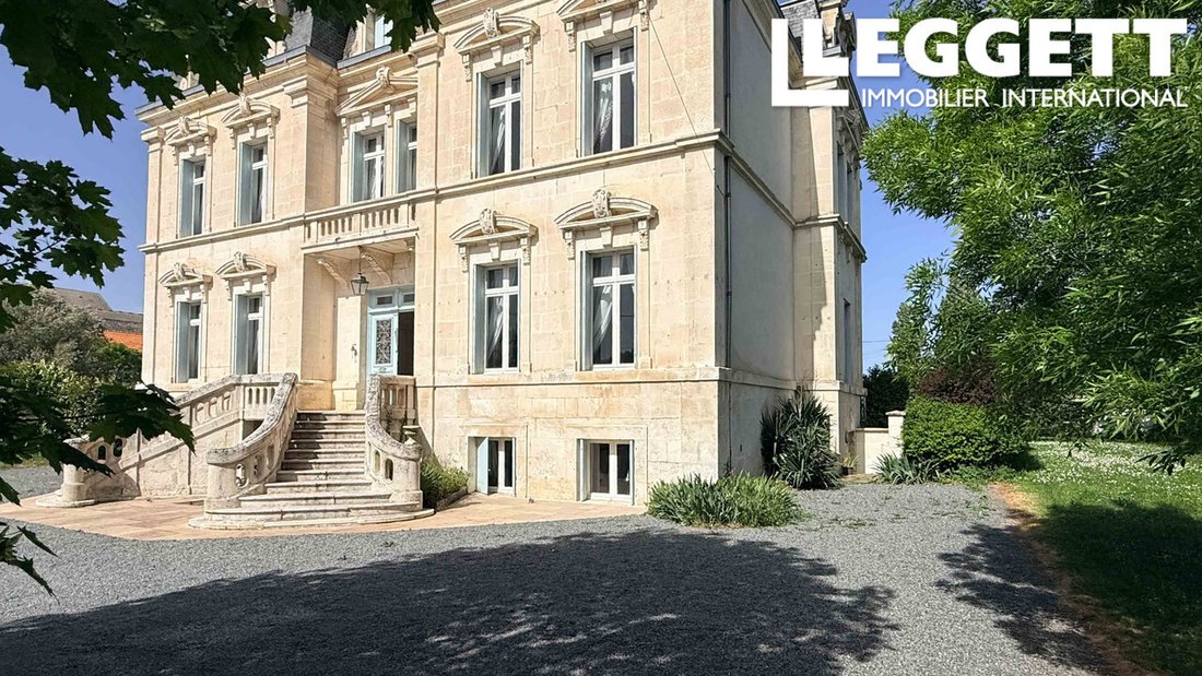Stunning Beautifully Restored 19th Century Chateau 12 Bedrooms, 9 Bathrooms, Centre Of Aulnay, Pool,