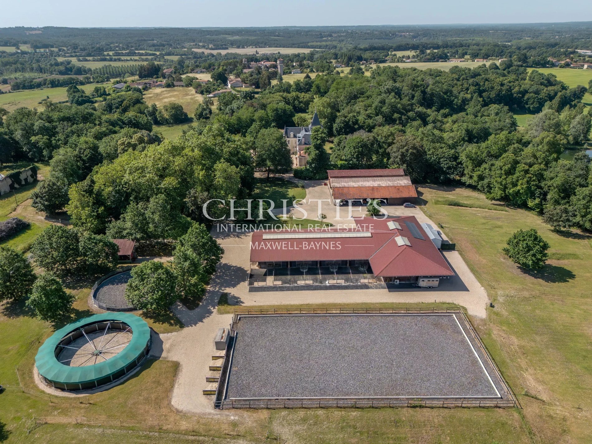 Stunning Chateau With Professional Equestrian Facilities