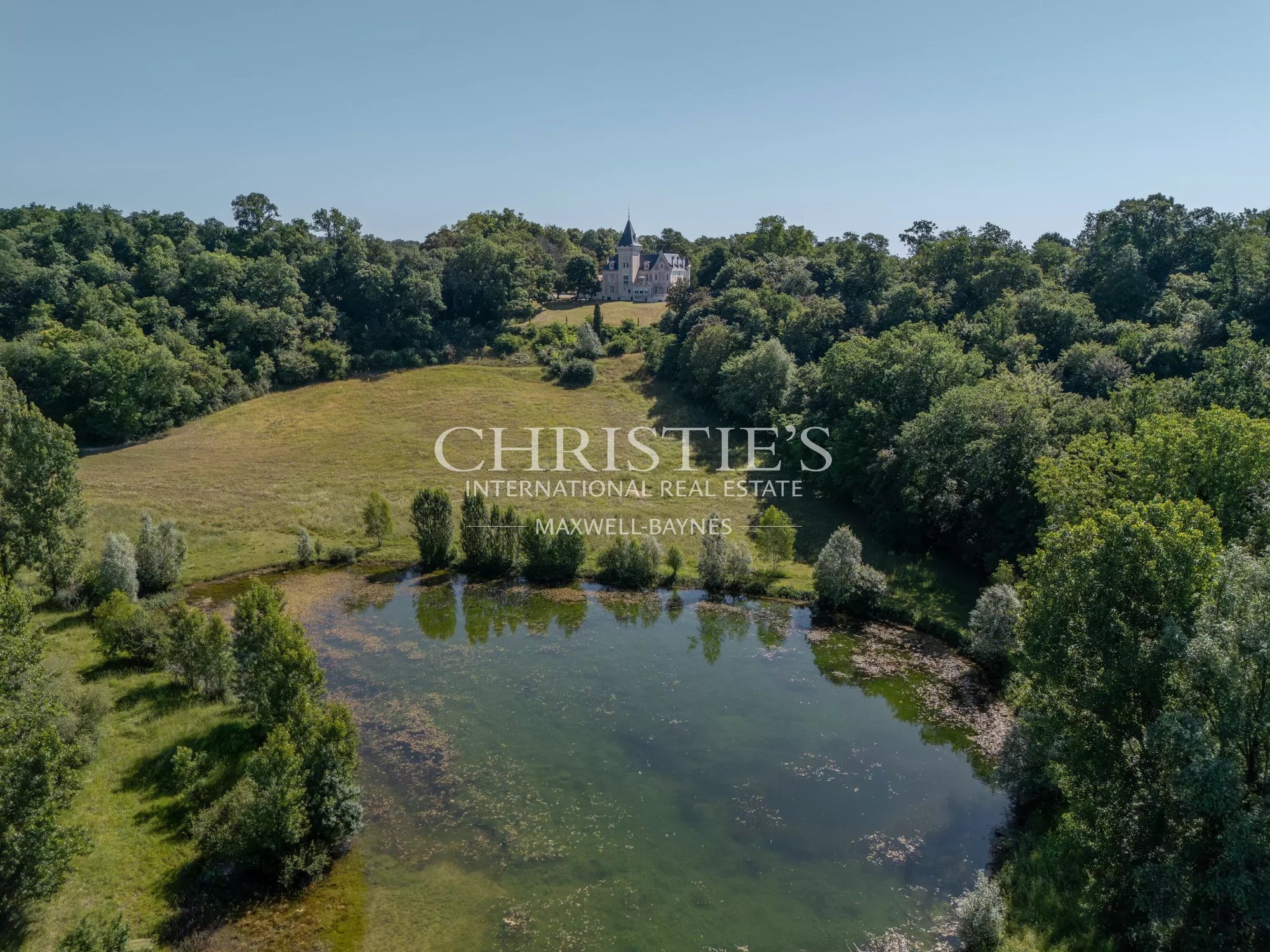 Stunning Chateau With Professional Equestrian Facilities