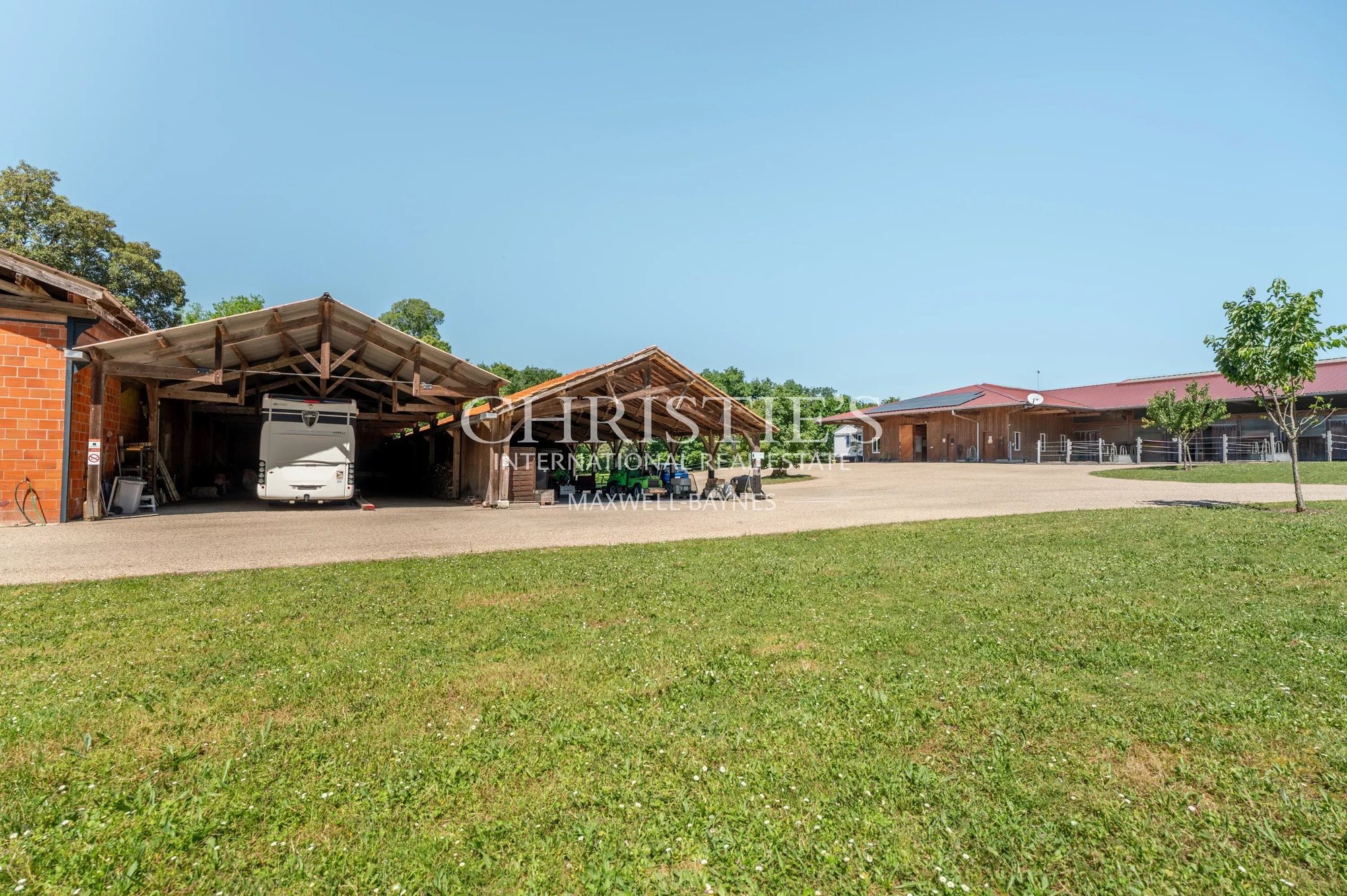 Stunning Chateau With Professional Equestrian Facilities