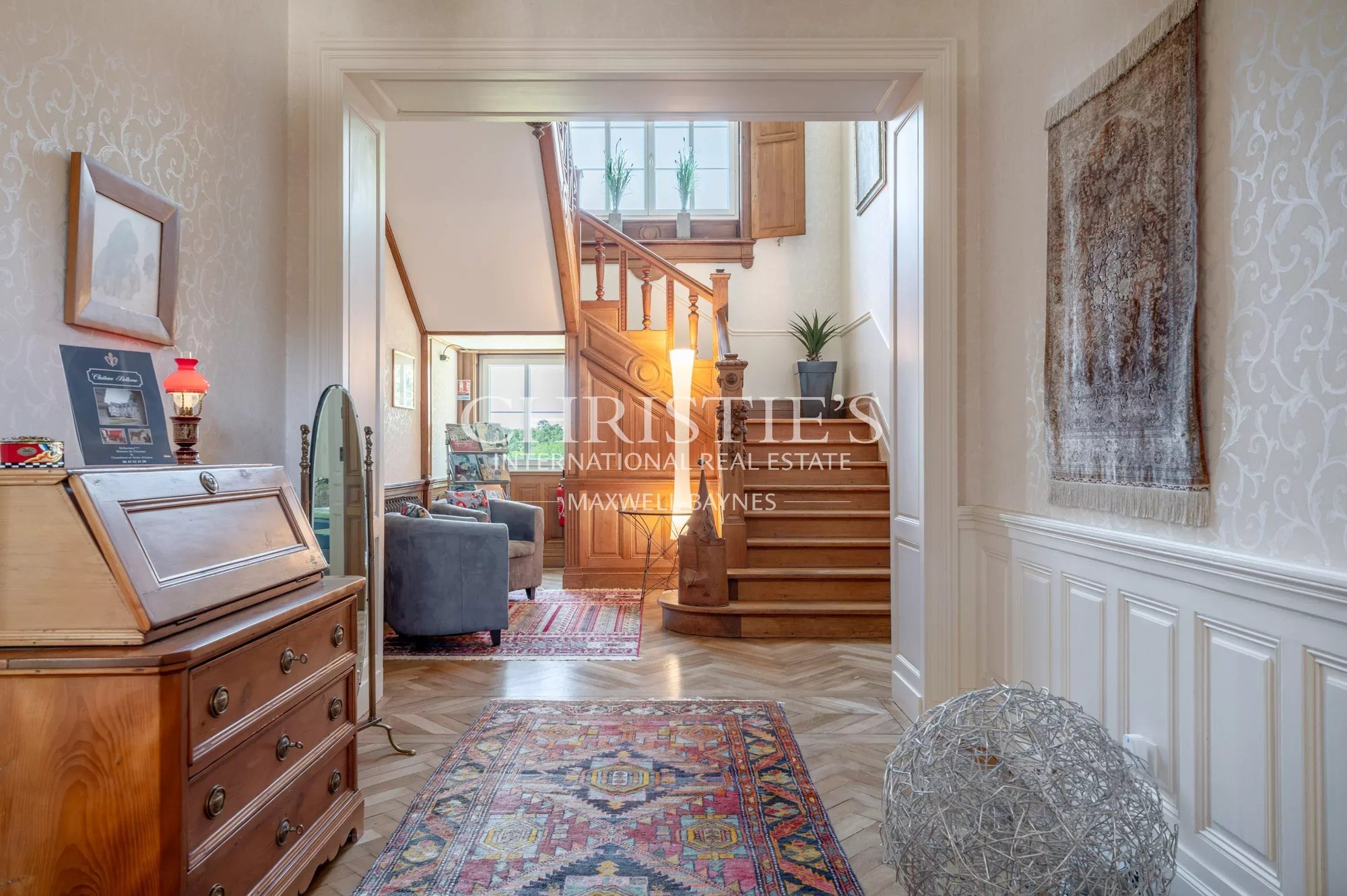 Stunning Chateau With Professional Equestrian Facilities