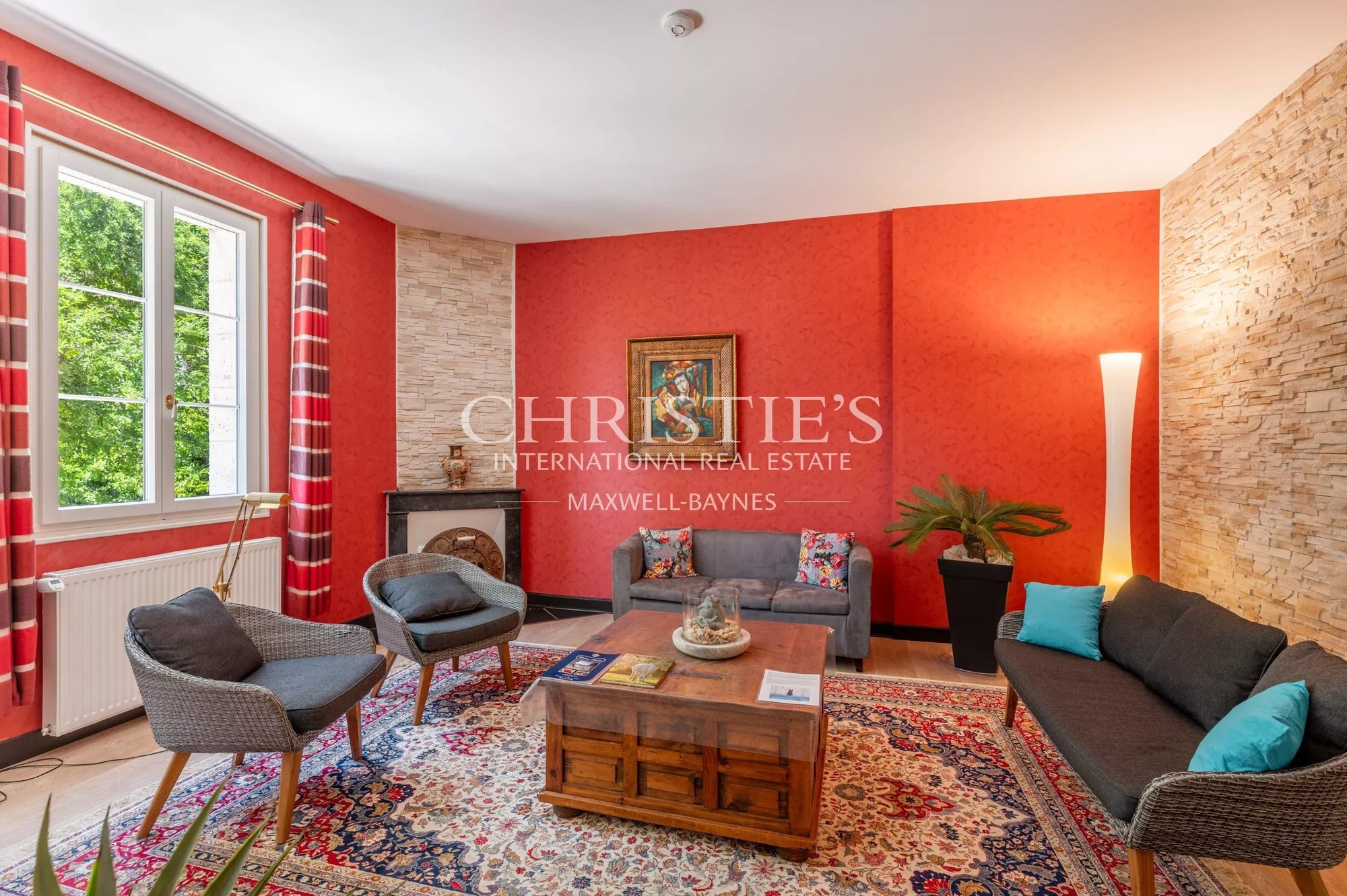 Stunning Chateau With Professional Equestrian Facilities