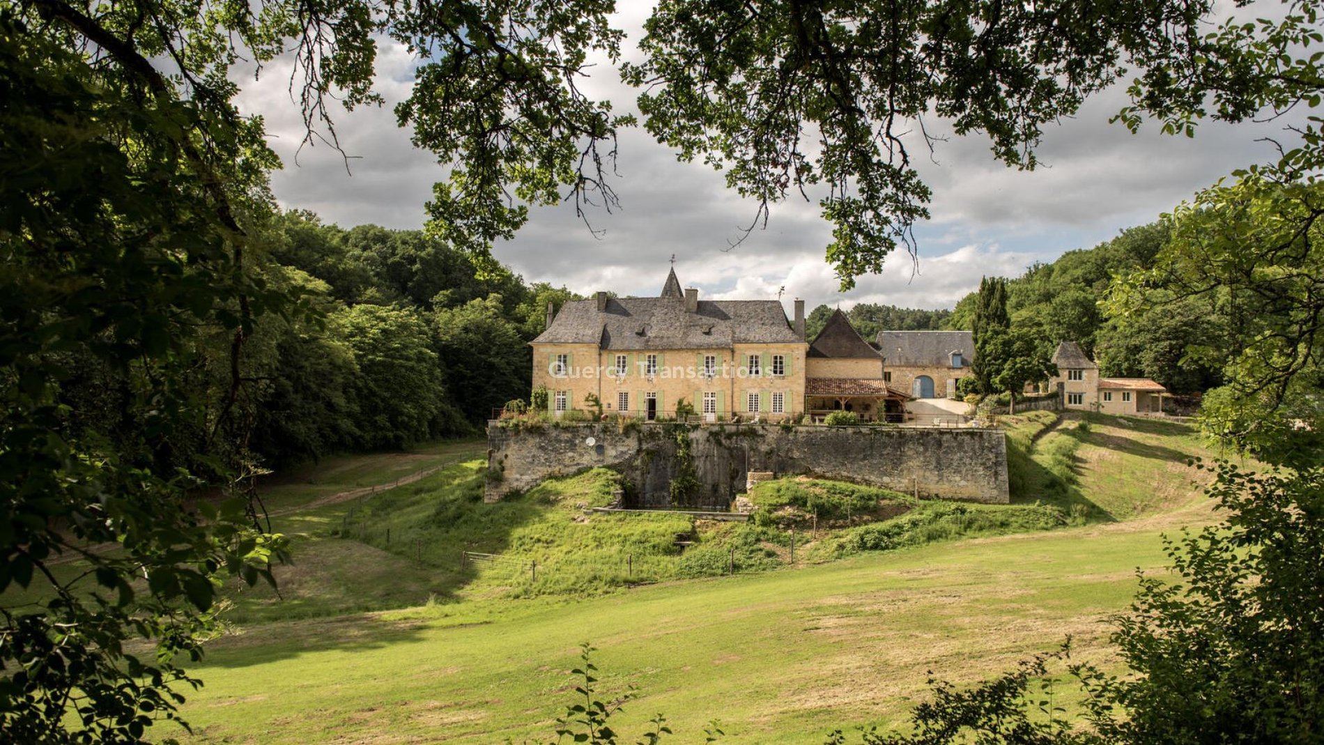 Unique Estate In Périgord Noir On 67 Hectares Enclosed With A Castle And Outbuildings.