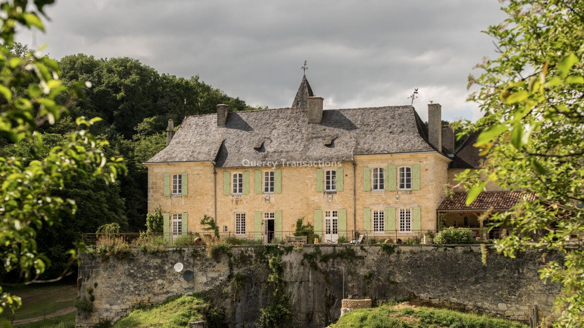 Unique Estate In Périgord Noir On 67 Hectares Enclosed With A Castle And Outbuildings.