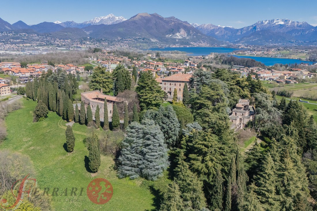 Unique Historic Residence: Castle With 120,000 Sqm Park And Breathtaking Views
