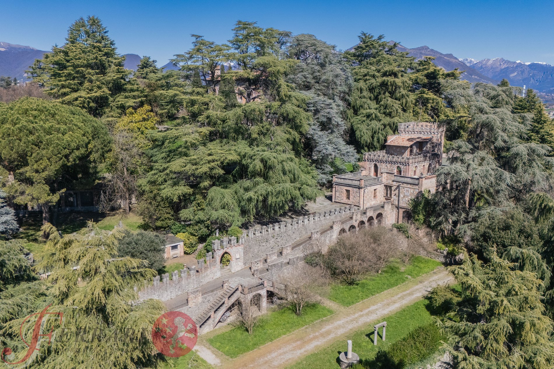 Unique Historic Residence: Castle With 120,000 Sqm Park And Breathtaking Views