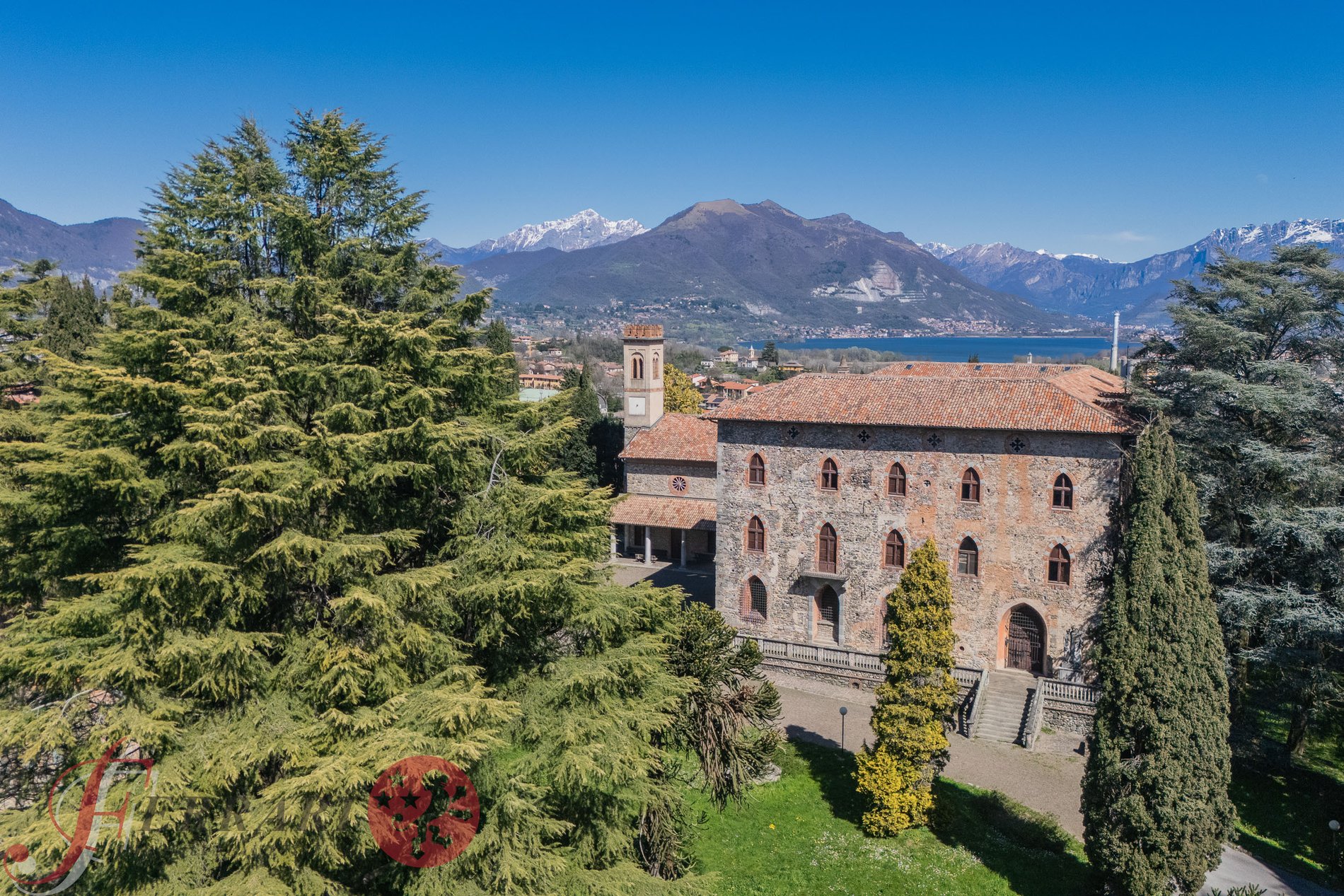 Unique Historic Residence: Castle With 120,000 Sqm Park And Breathtaking Views