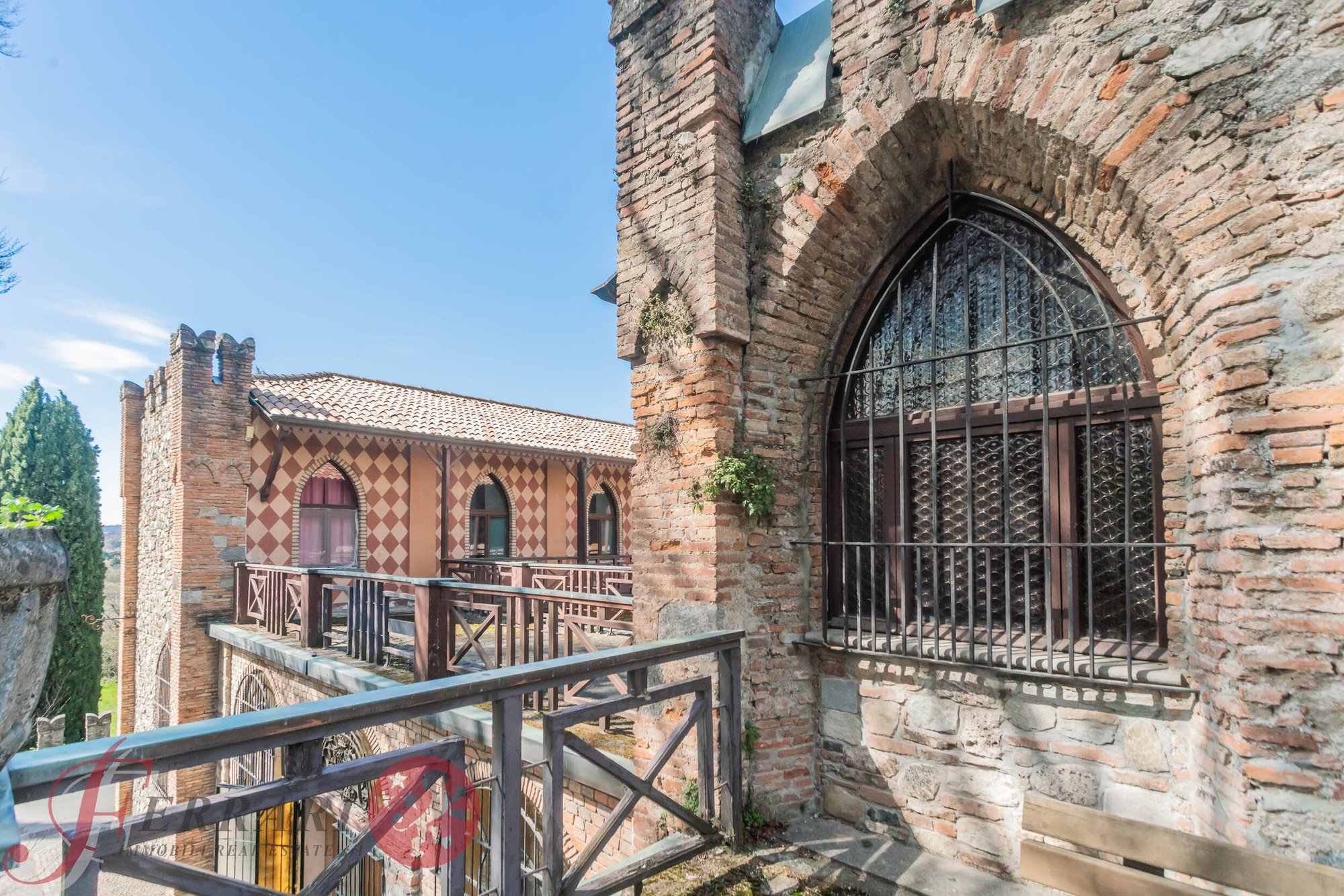 Unique Historic Residence: Castle With 120,000 Sqm Park And Breathtaking Views