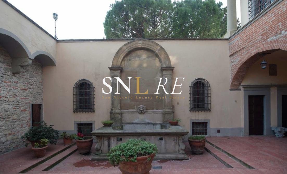 Villa Ginori Castle