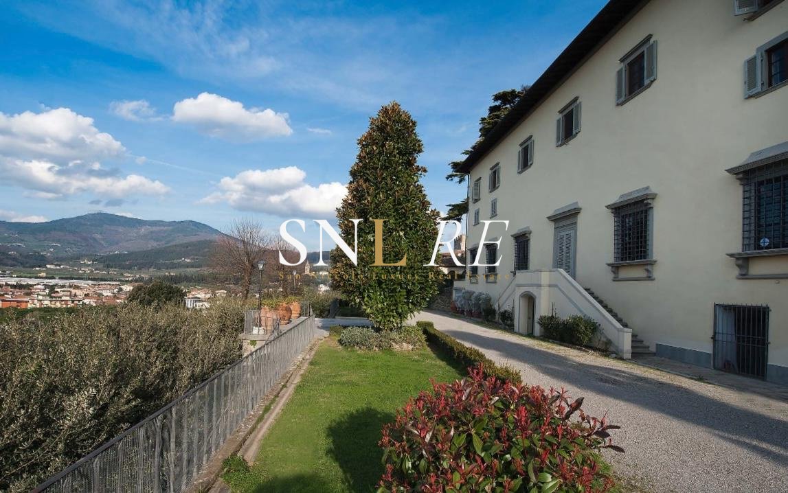 Villa Ginori Castle