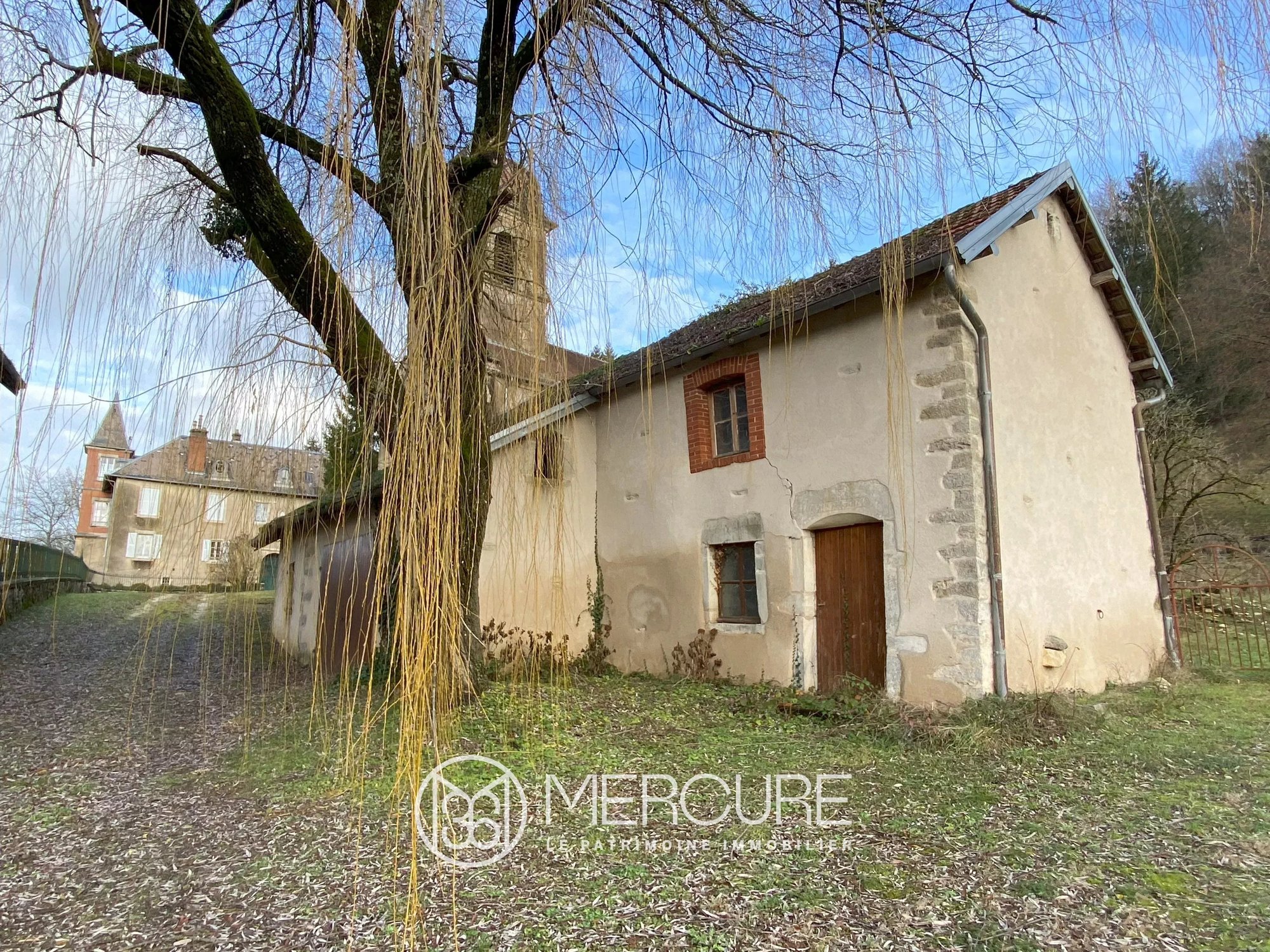 Villers Paters Castle Dating Back To The 15th Century, Rebuilt In The 19th Century, Approx. 1.8 He