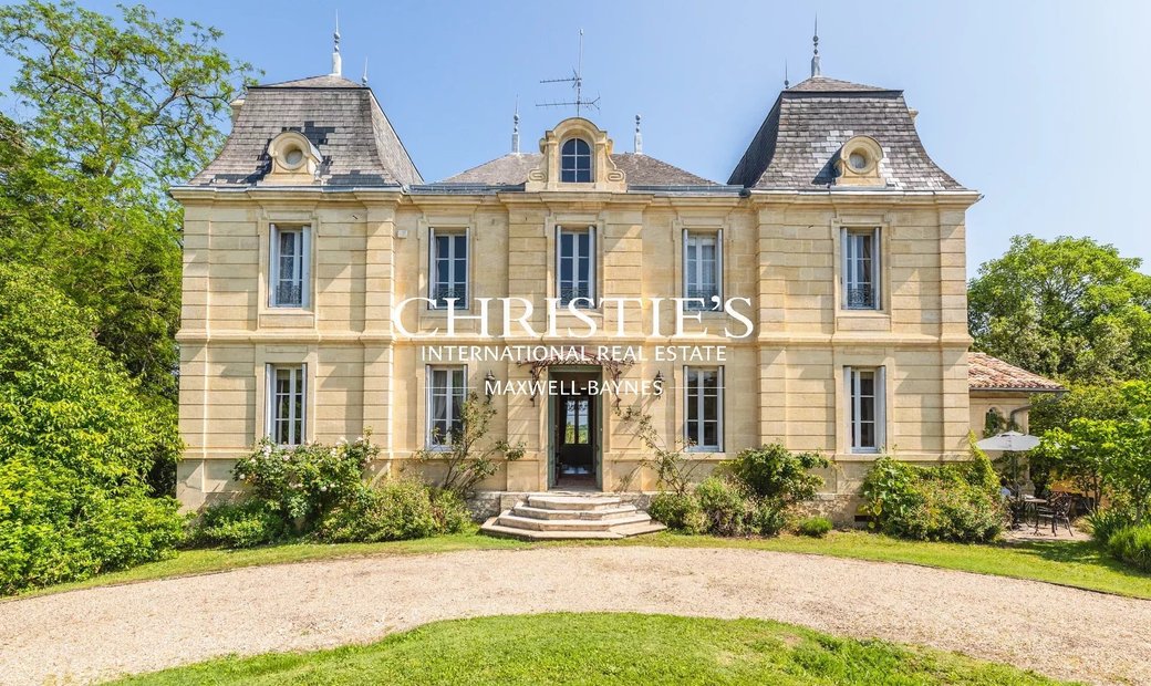 1846 Château near Saint-Émilion with More Than One Hectare of Grounds